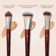 thumbnail image 3 of Set de brochas de maquillaje BK Beauty Core Complexion Trio (3 unidades), 3 of 6