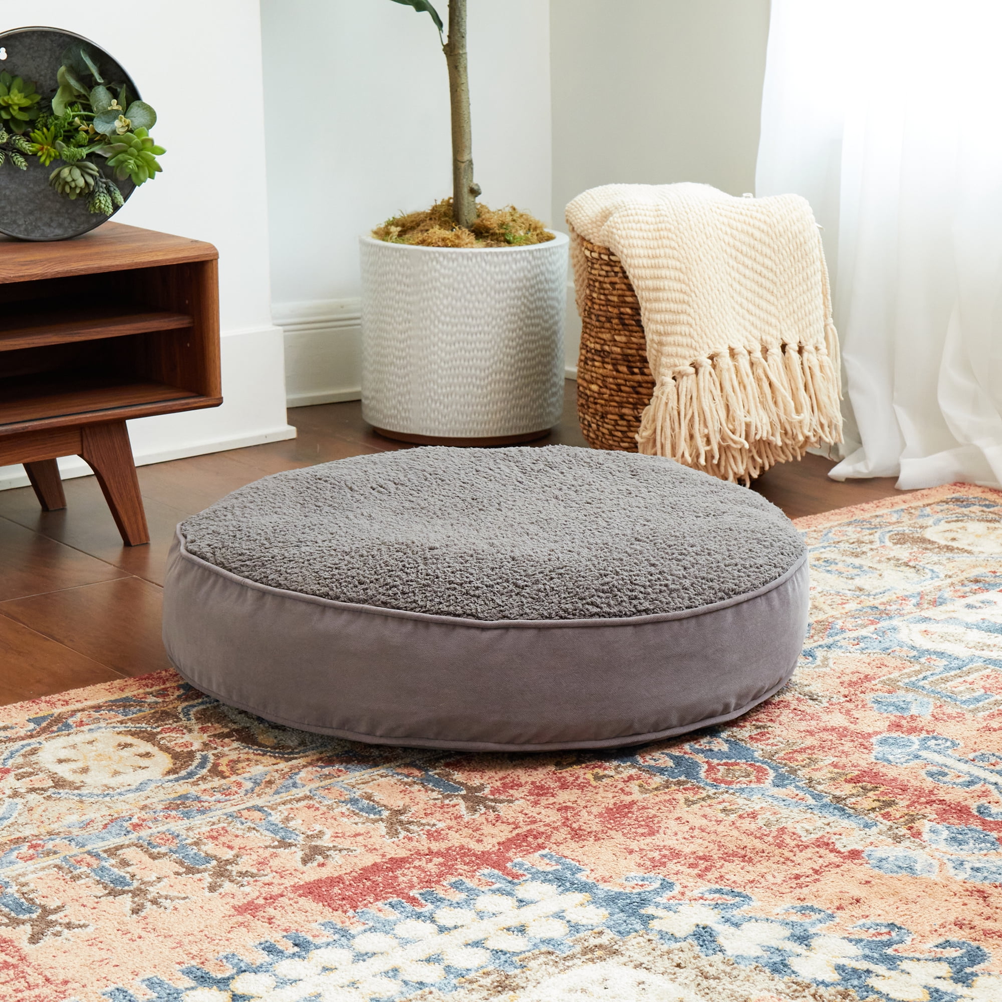 Happy Hounds Scout Sherpa Round Pillow Dog Bed, Gray, Small (30 x 30 in.)