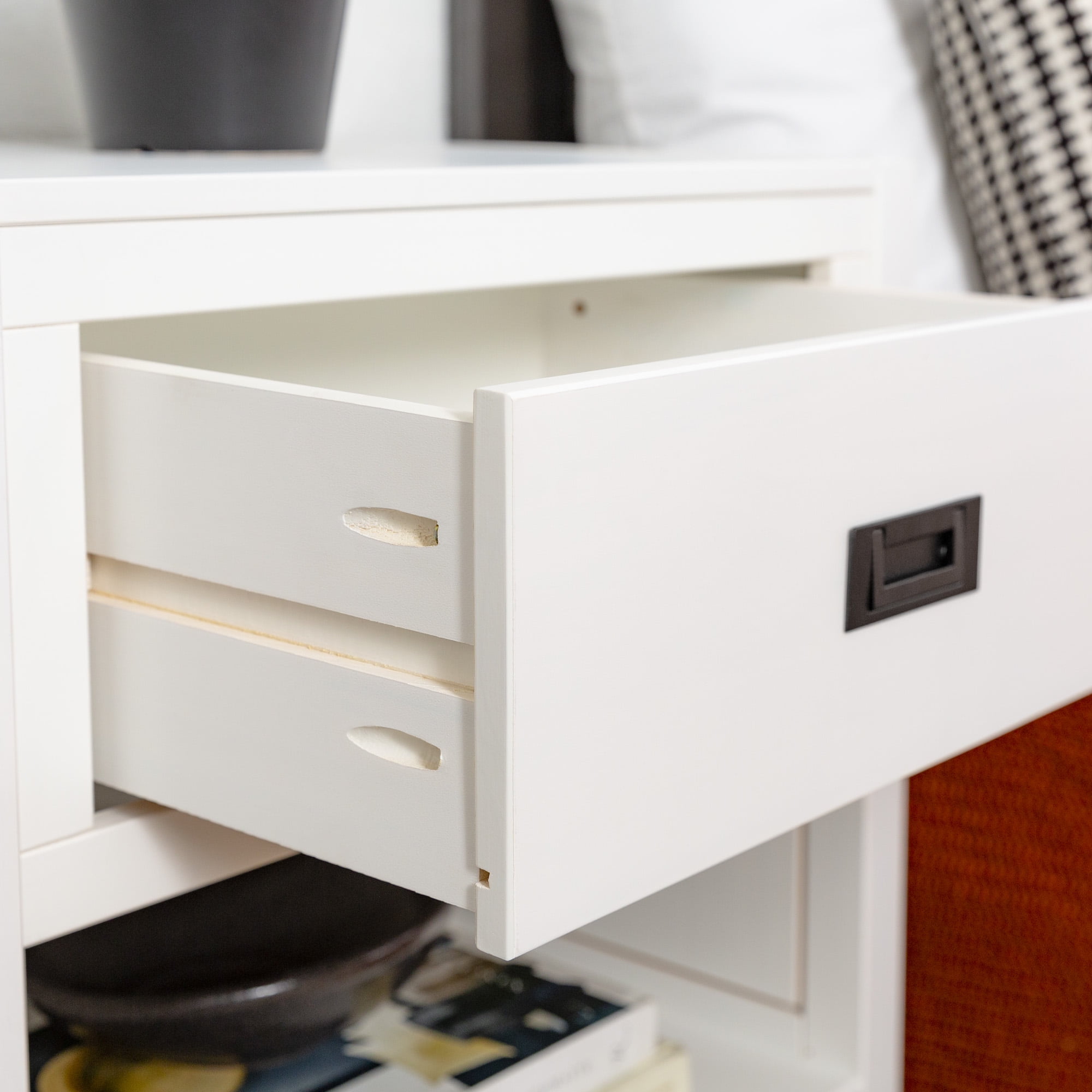 Annabelle 2 Pack One Drawer Open Storage White Nightstands by Walker Edison