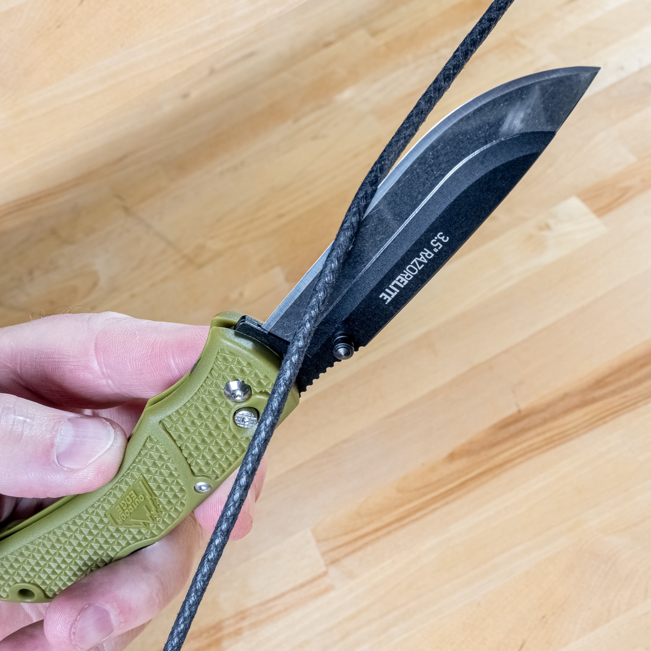 Outdoor Edge 3.5" Razor Elite Knife- with Steel Drop Point Blade