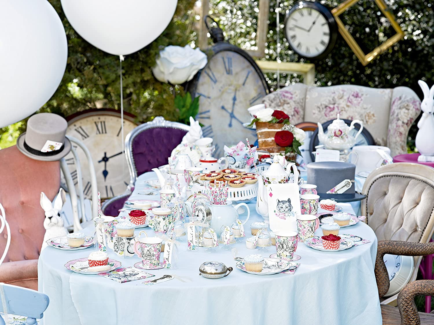 Tea party decor - Alice in Onderland #aliceinonderland #teaparty