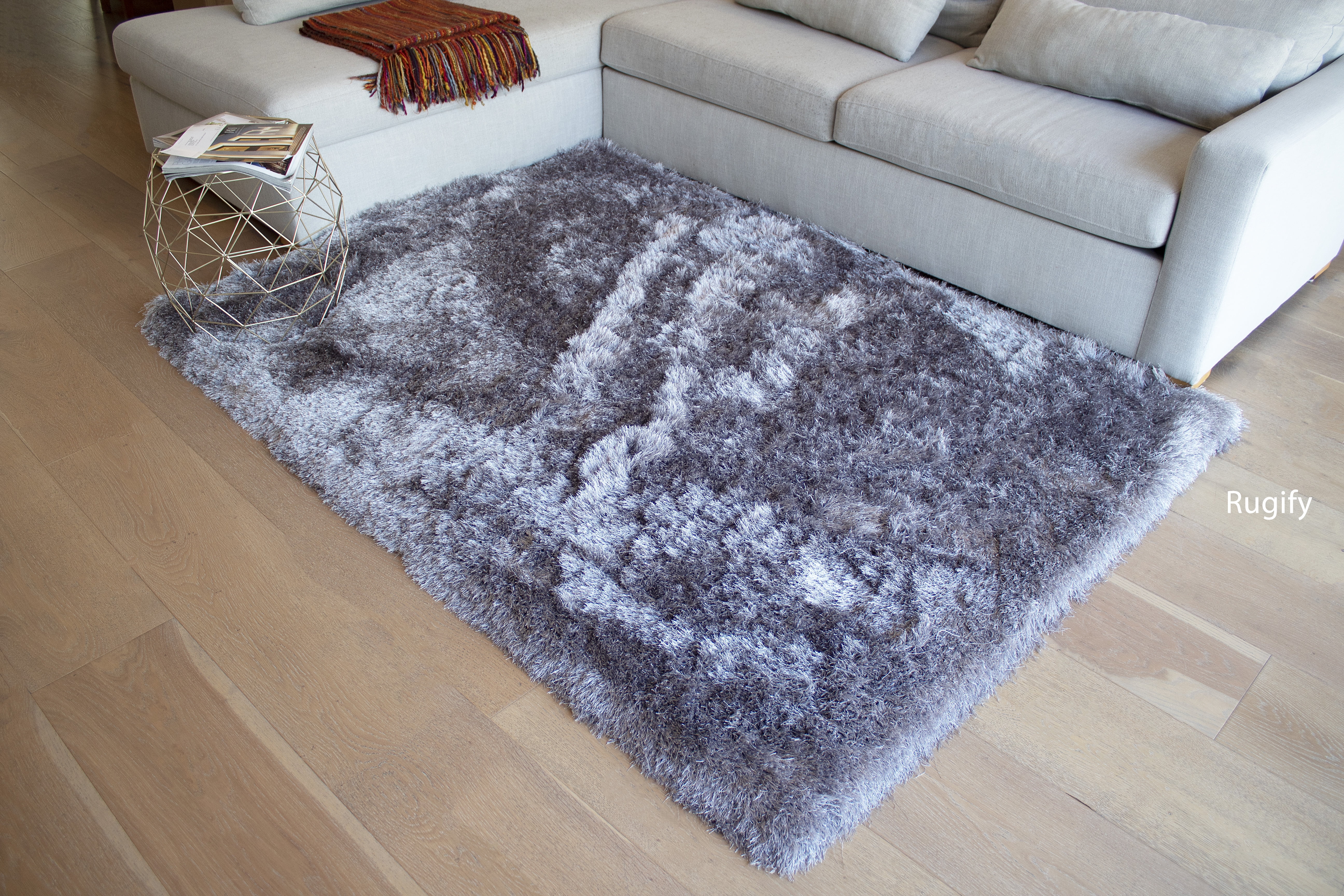 Grey Silver Modern Graduated Tones Deep Piled 3D Affect Super Soft Shaggy Rug Grey Silver Modern Graduated Tones Deep Piled 3D Affect Super Soft Shaggy Rug