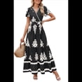 thumbnail image 2 of Vestido de Corta con Cuello en V, Estampado Floral, Bolsillos y Mangas Acampanadas, Negro, Talla XXL, 2 of 7