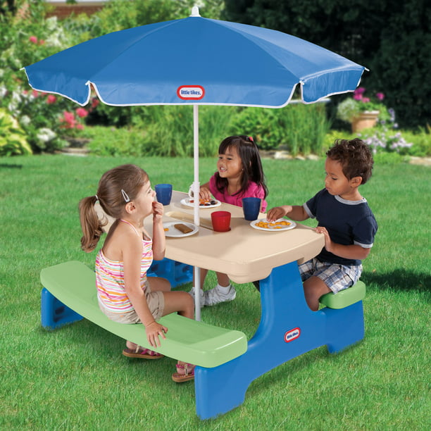 Kids Outdoor Picnic Table With An Umbrella