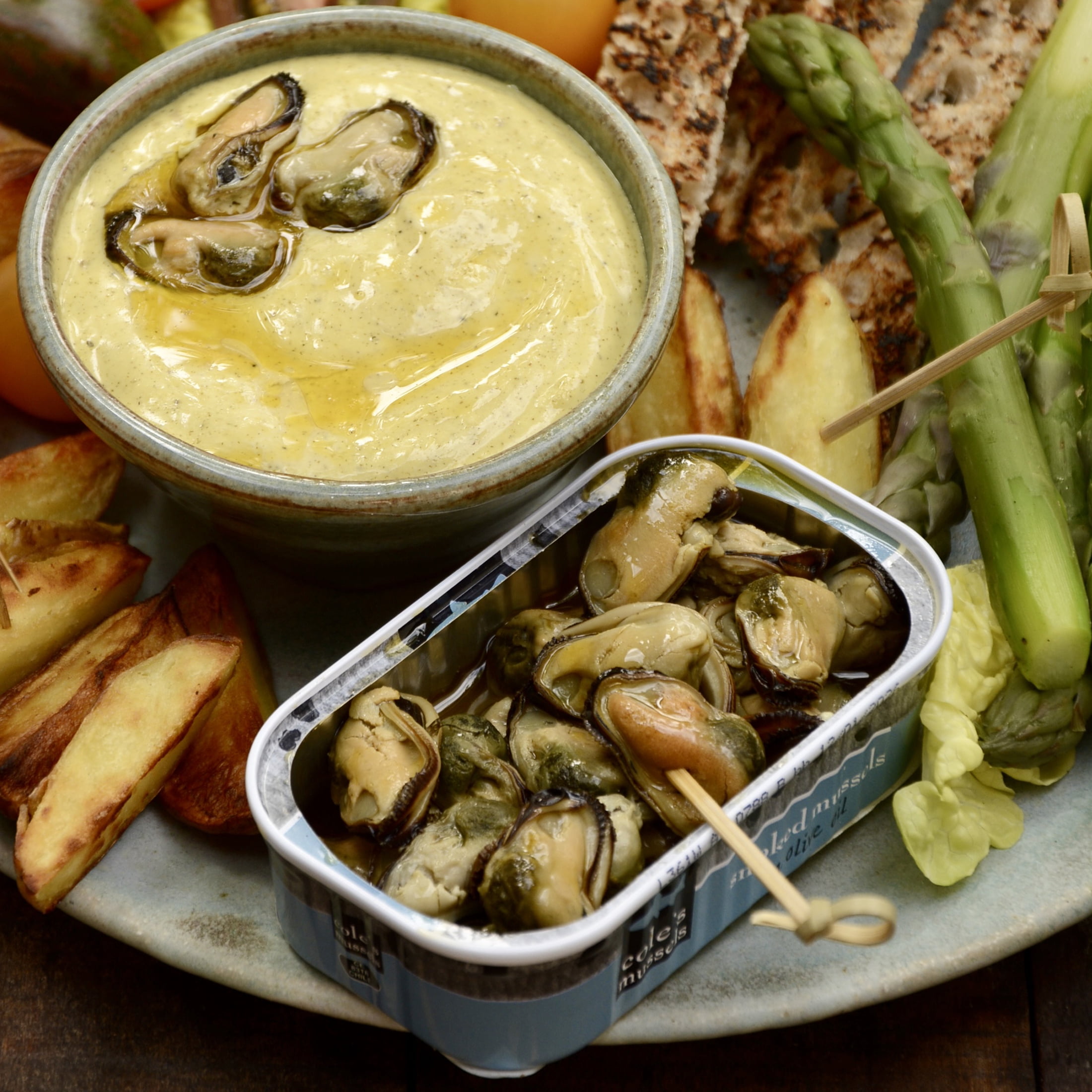 COLES SMOKED MUSSELS CANNED IN EXTRA VIRGIN OLIVE OIL - Canned Mussels, High in Protein, Applewood Smoked, Hand-Packed Seafood, Gluten-Free - 4 oz (5 pack)