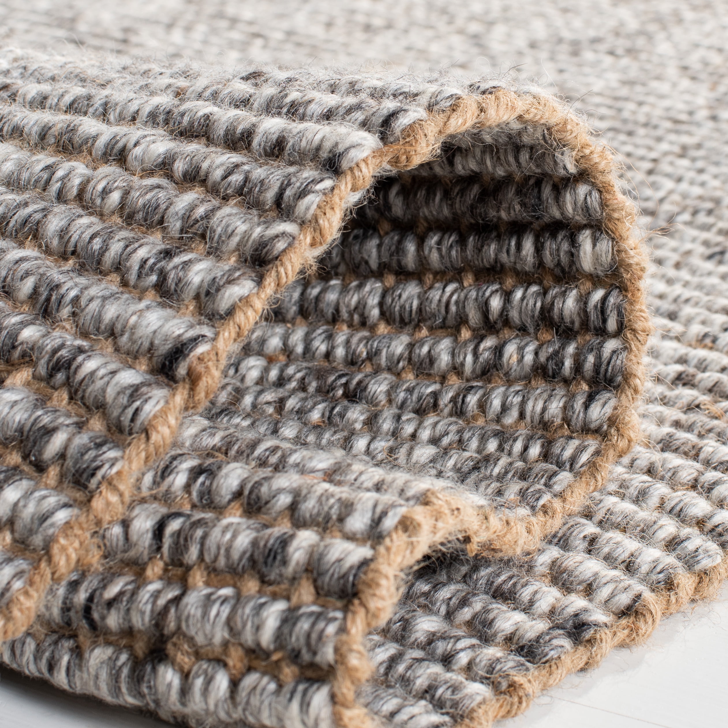SAFAVIEH Natural Fiber Crawford Abstract Area Rug, Grey/Natural, 4' x 4' Square