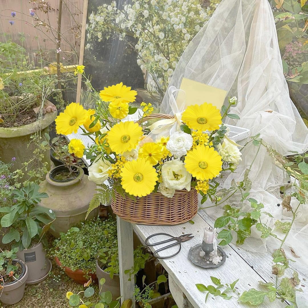 Daisy Flowers Artificial,20PCS Yellow Gerbera Daisy Artificial Flowers Fake Daisies for Wedding Party Office Home Decorations(Yellow)
