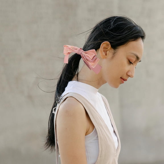 Raindrops 1Pack Bow Hair Accessories Elegant Bow Design Pink Cloth Hair Clip for Women