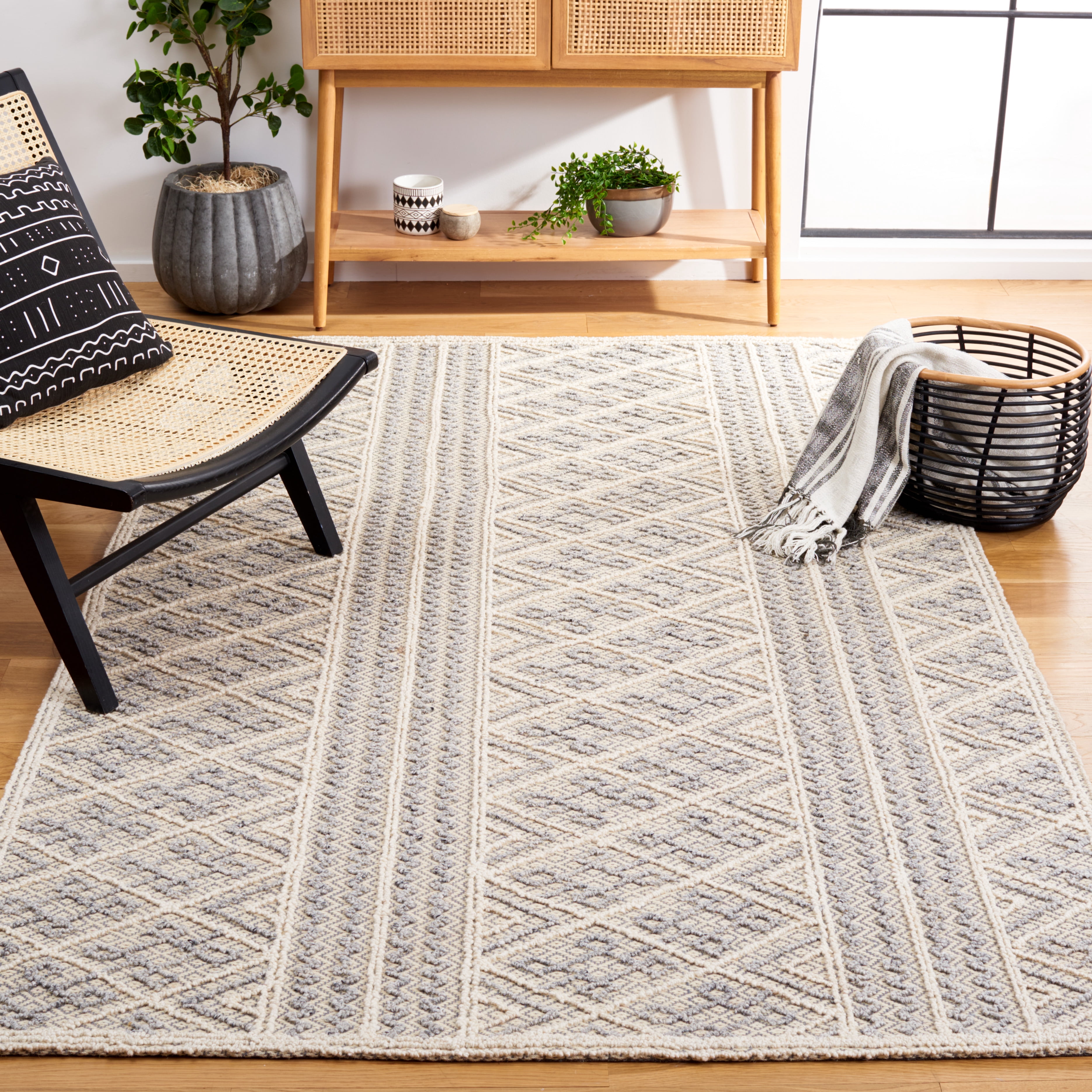 SAFAVIEH Trace Alexanndria Geometric Area Rug, Grey/Beige, 5' x 8'
