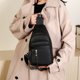 thumbnail image 3 of Bolso De Piel Para El Pecho, Estilo Europeo, Mochila Peque A, Ligero Y Elegante, Dise O Informal, Ideal Para Viajes Y Ocio, Bandolera, Bolso De Viaje Bolso Bandolera, Uso Diario Aestivo, 3 of 8
