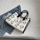 thumbnail image 1 of Hellokitty-Bolsos de lona de dibujos animados Sanrio, bolso de mano portátil de gran capacidad, bolsos de hombro para viajes, Satchel para estudiantes universitarios, 1 of 4