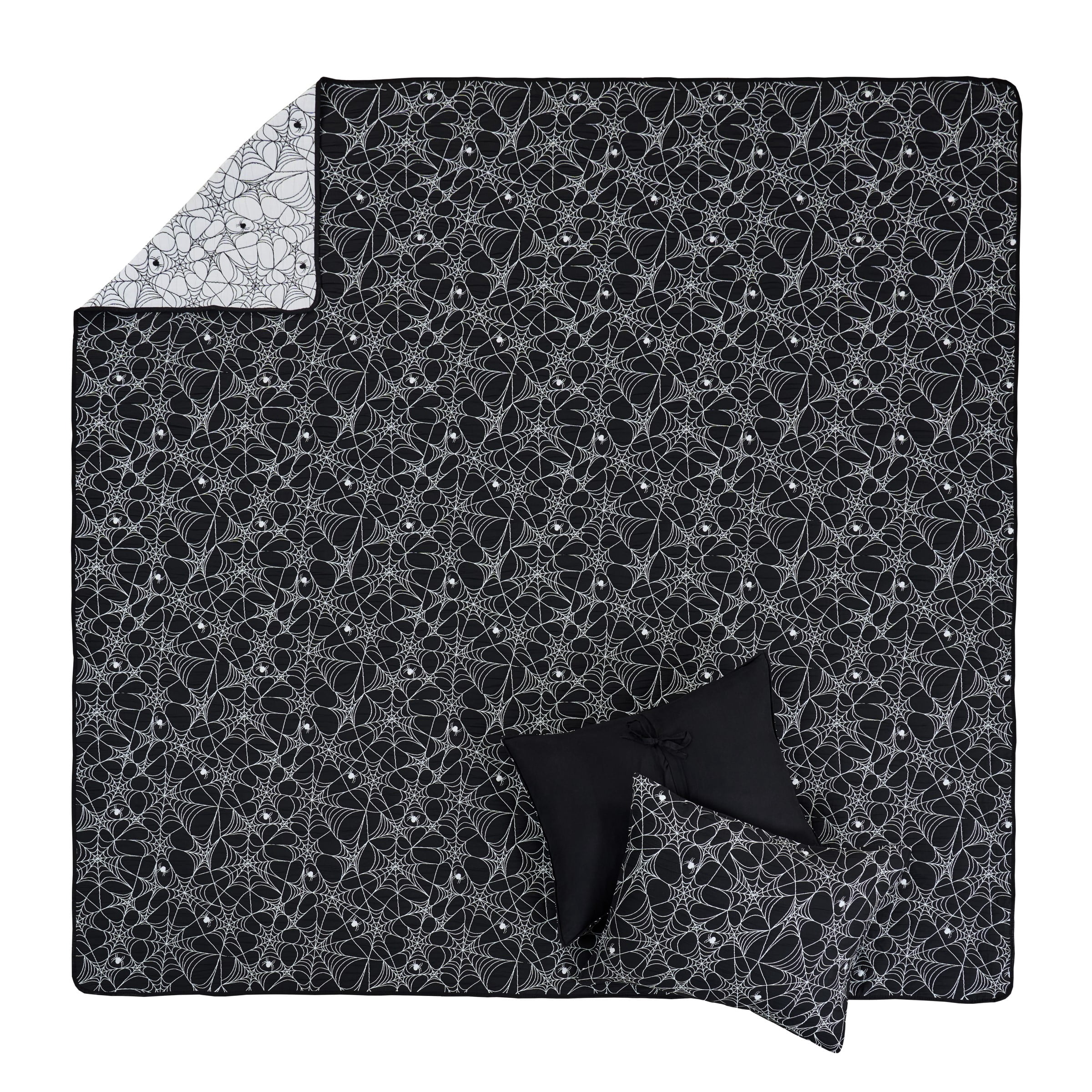 Greenland Home Fashions Novelty Halloween Spinderella Reversible Coverlet Set, Teens-Adults, Twin-XL