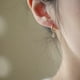 thumbnail image 4 of Pendientes de plata de ley S925 chapados en oro de 14 quilates con circonitas, pequeños y elegantes, con hebilla para la oreja, 4 of 5