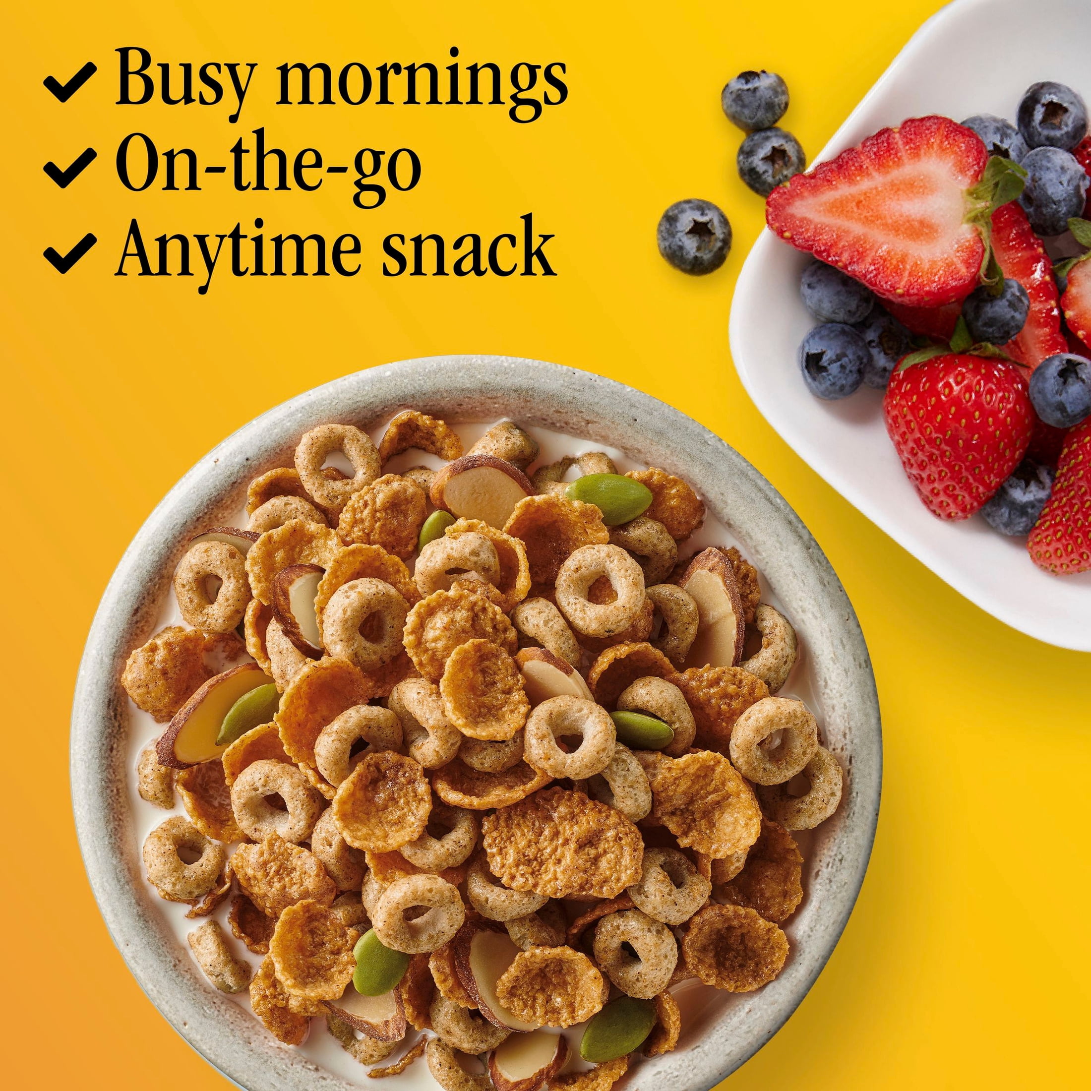 Cheerios Hearty Nut Medley Breakfast Cereal, Maple Cinnamon, Family Size, 20 oz