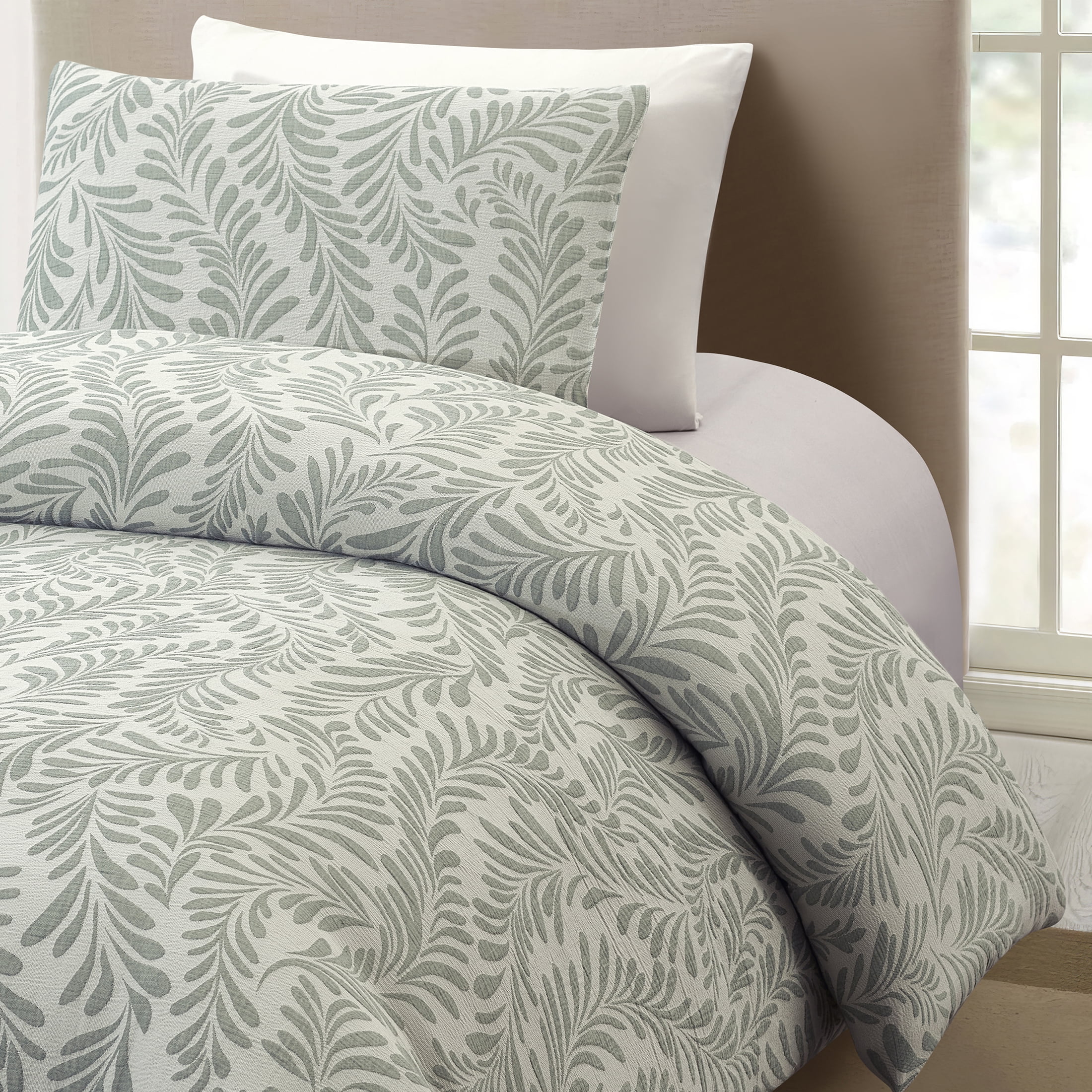 Better Homes & Gardens Botanical 2-Piece Comforter Set, Green, T/TXL, All Ages