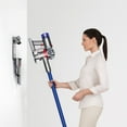 thumbnail image 2 of Dyson V7 Complete Cordless Vacuum, 2 of 7
