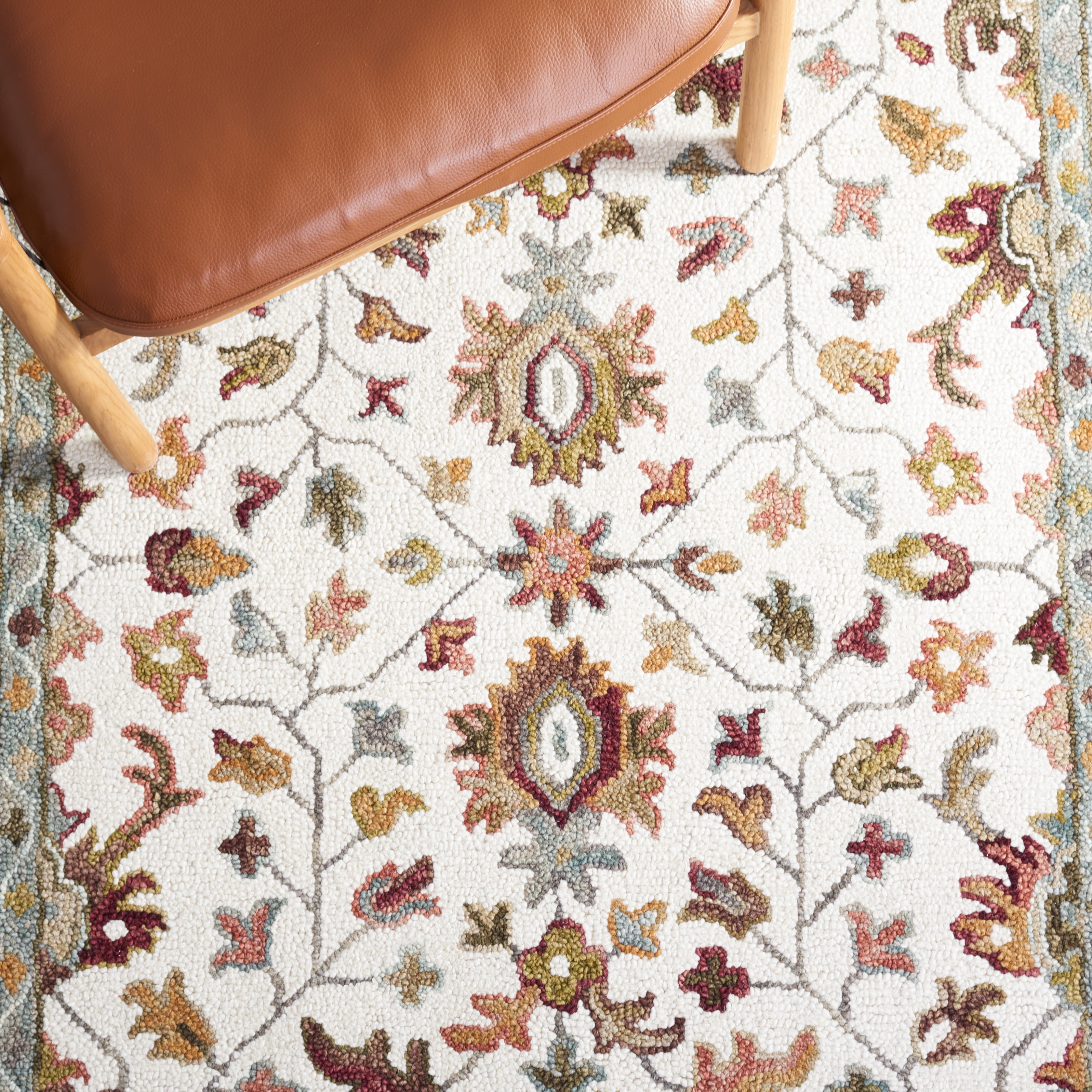 SAFAVIEH Aspen Korrine Tribal Area Rug, Ivory/Grey, 5' x 8'