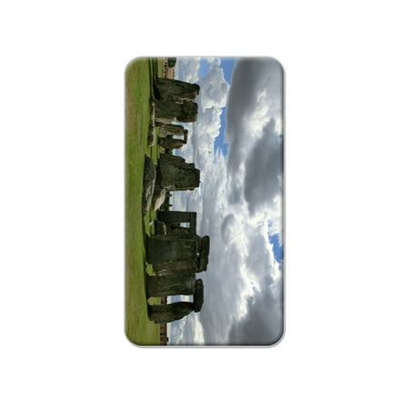 - Stonehenge Monument England - Druids Lapel Hat Pin Tie Tack