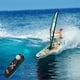 thumbnail image 5 of Velero de juguete a control remoto para carreras y surf - Luz LED impermeable de alta/baja velocidad, 5 of 8