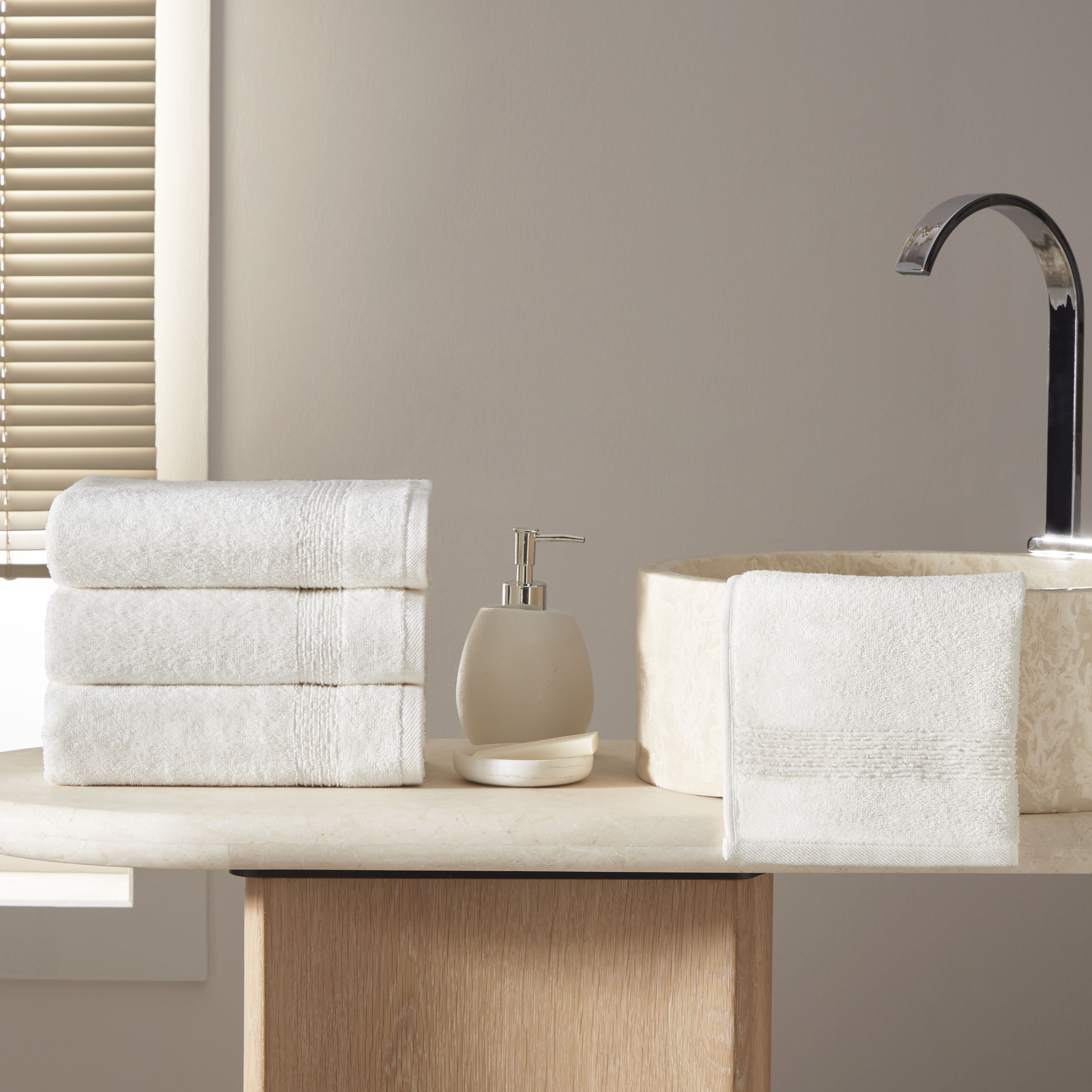 Ozdilek 4-Piece Hand Towels Set, 16x30" 100% Turkish Cotton, Quick-Dry, Lightweight & Absorbent Hand Towels, Soft Hotel Quality Hand Towels for Face, Gym, Spa, Ivory