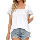 thumbnail image 1 of Blusa informal holgada de manga corta con ribete de encaje blanco para mujer, de color puro, 1 of 6