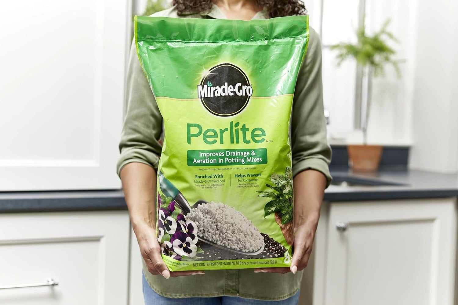 Scotts Miracle-Gro Perlite, Enriched with Plant Food, For Container Gardening, 8 qt. 3-Pack — Outdoor & Indoor Plant Use, Easy Application