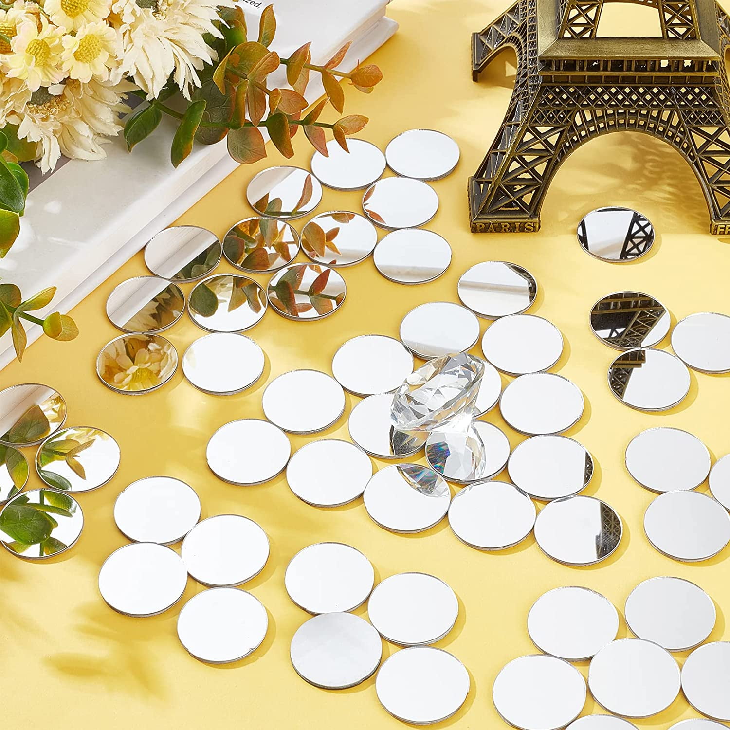 200pcs 1 Inch Square Mosaic Tiles Decorative Adhesive Acrylic Mirror Craft Mini Mirror Tiles Small Decorative Glass Mirrors for Arts Crafts Photo Framing Traveling Room Decoration