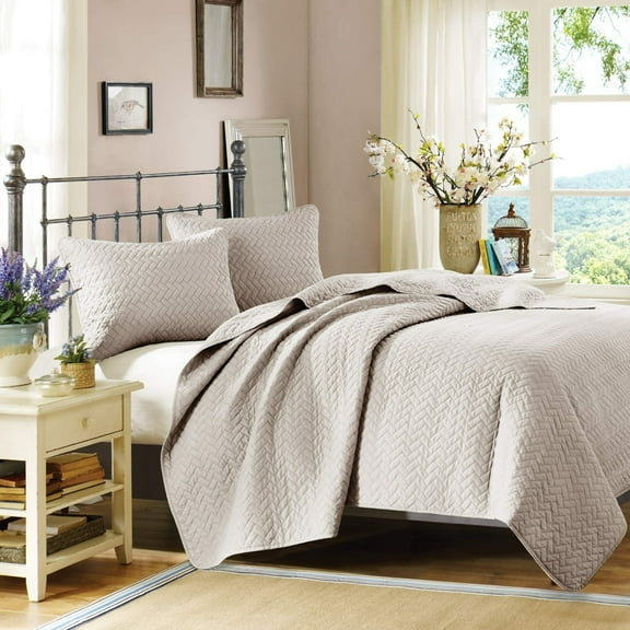 Hampton Hill FB13-1027 Velvet Touch Coverlet Set Queen Linen,Queen
