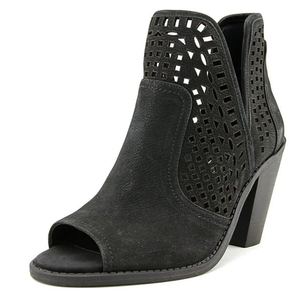 jessica simpson black boots with buckle