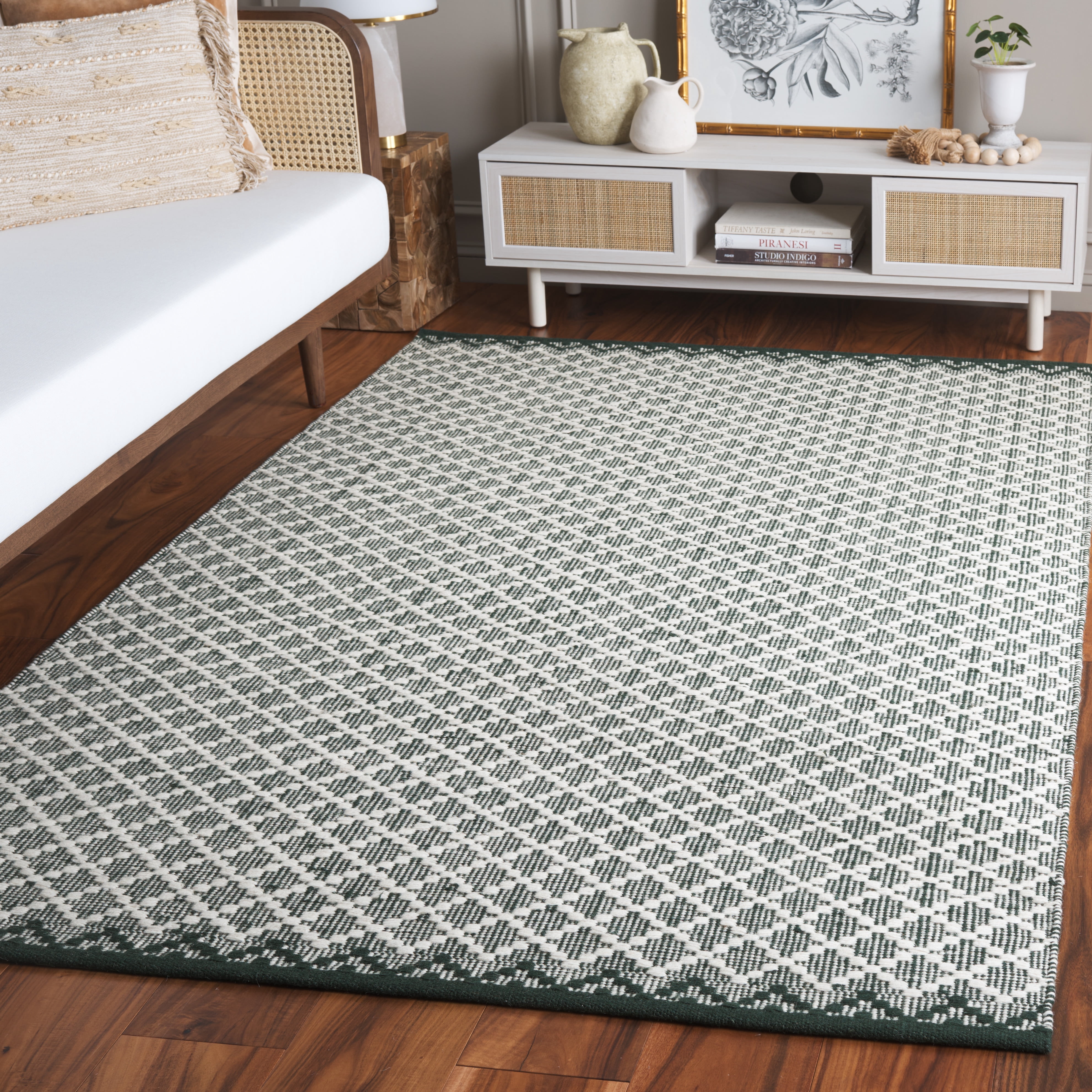 SAFAVIEH Vermont Jilliean Diamond Quatrefoil Area Rug, Green/Ivory, 4' x 6'