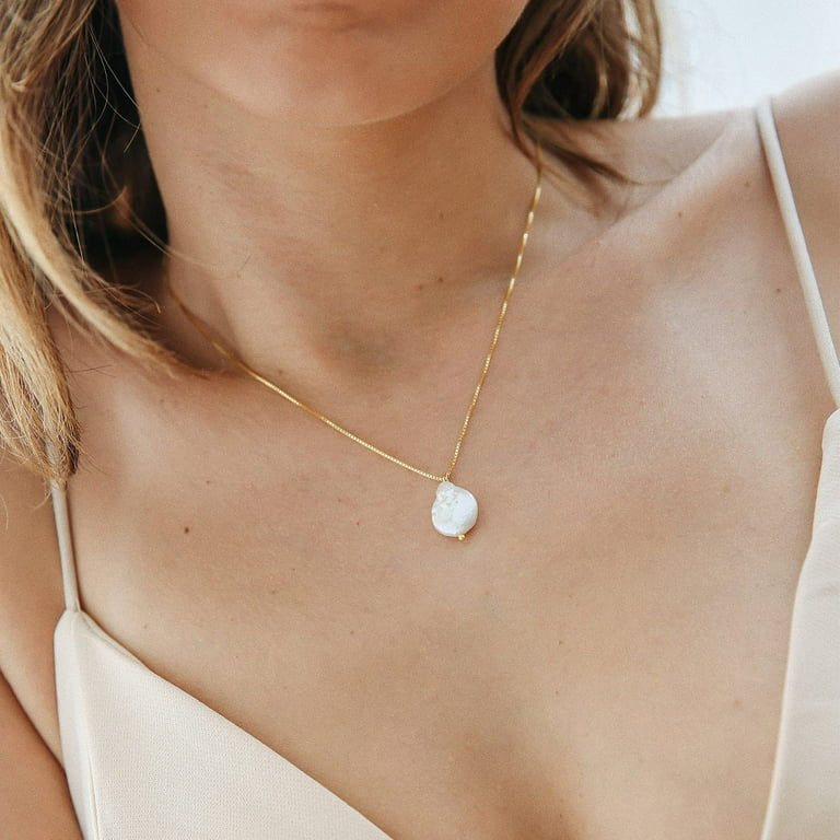 Pearl Necklaces for Women,14K Real Gold Plated Dainty Cute Pearl Necklace  for Women and Teen Girls Handmade Pearl Chain Necklace Everyday Jewelry  Gift 