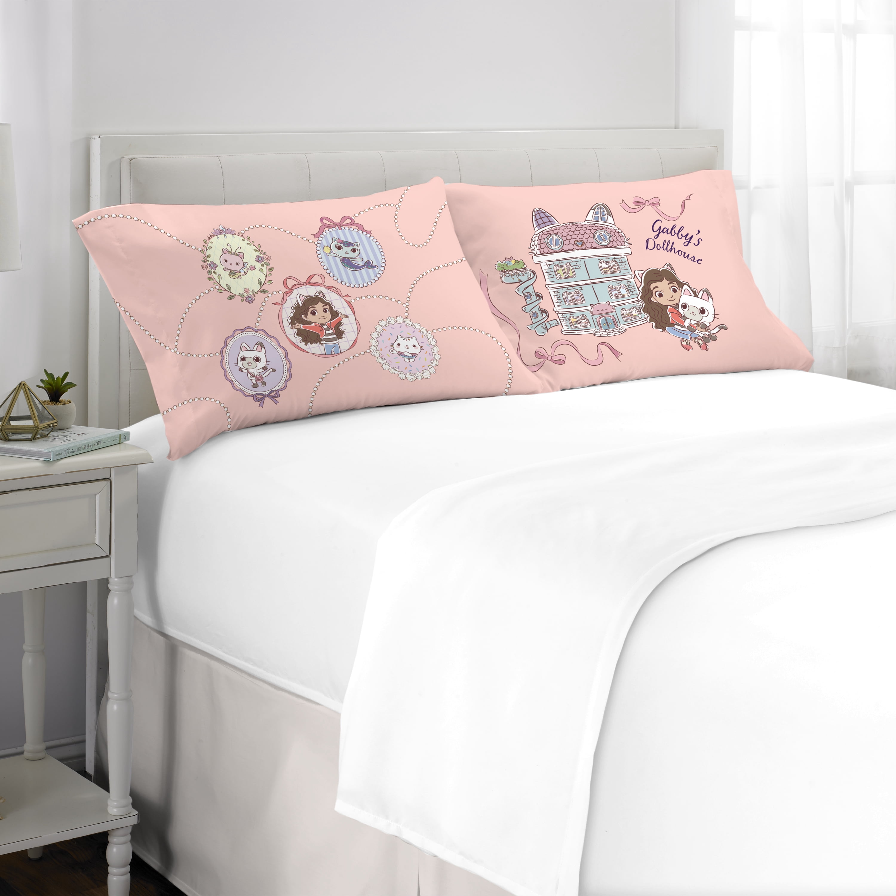 Gabby’s Dollhouse Pink Reversible Silky Satin Pillowcase, Standard Size, 2-Pack