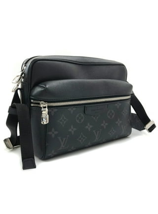 Authenticated Used Louis Vuitton District PM NM Men's Shoulder Bag