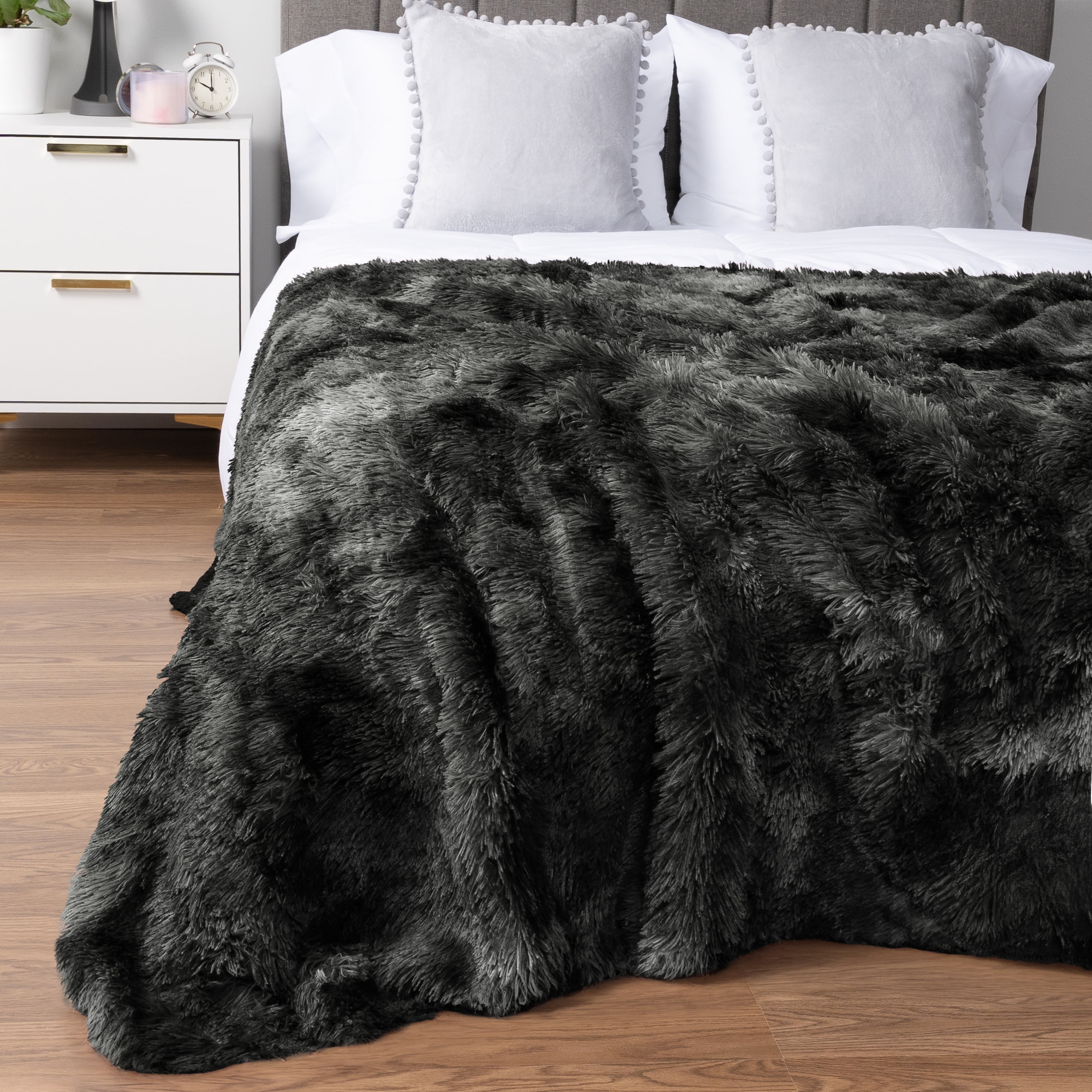 PAVILIA Black Fluffy Bed Blanket, King Size, Fuzzy Blanket for Women Men, Furry Plush Warm Large Blanket for Couch Sofa, Super Soft Thick Faux Fur Sherpa Blanket, Tie-Dye, 90x108