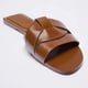 thumbnail image 5 of Sandalias de mujer de una sola línea con punta abierta y tacón plano de talla grande para interior y exterior, sandalias de moda de color liso con tiras cruzadas, 5 of 5