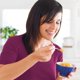 thumbnail image 3 of Yonanas 987 Elite Fruit Soft Serve Maker, Negro, 3 of 8