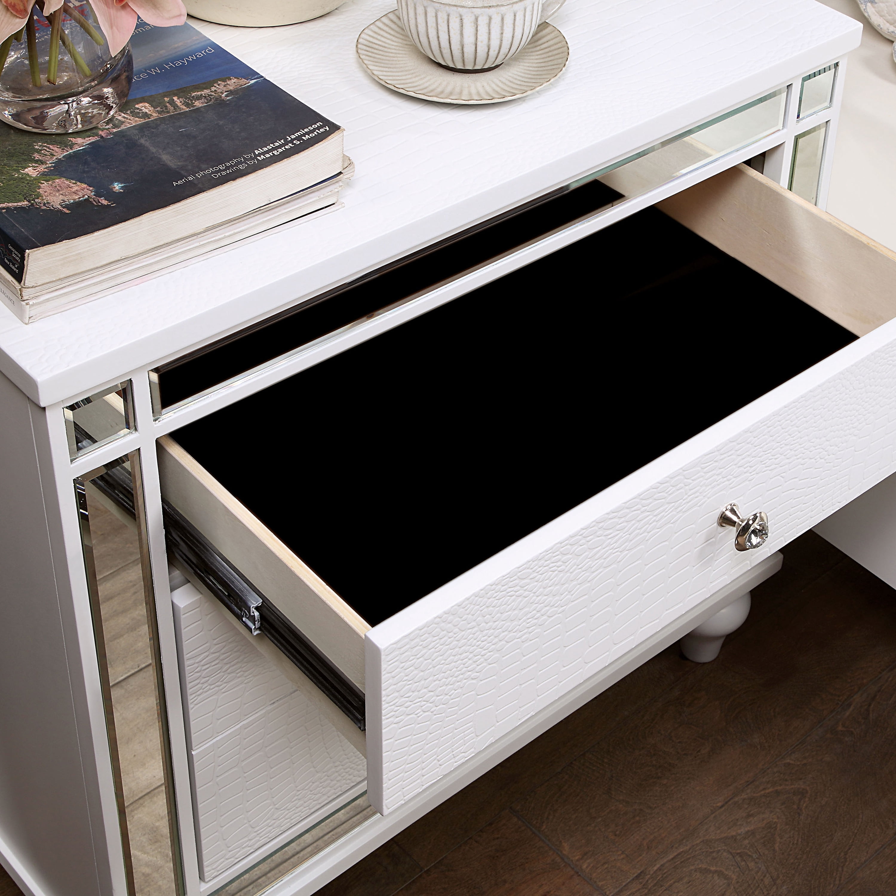 Furniture of America Amana Adult Modern 2-Drawer Nightstand, White