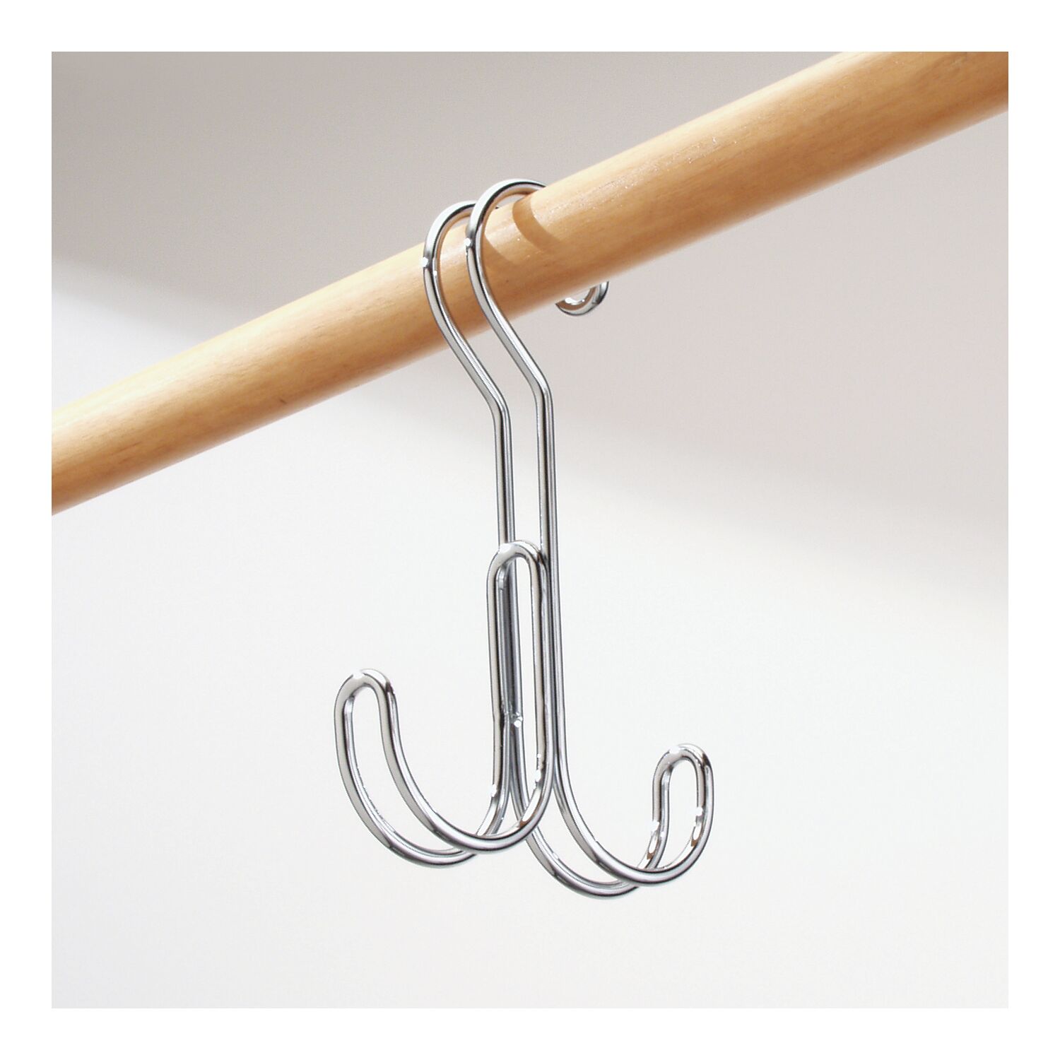 iDesign Classico MEtal over-the-Rod Hook with 2 Brackets, 3.8" x 6", Chrome - image 2 of 4
