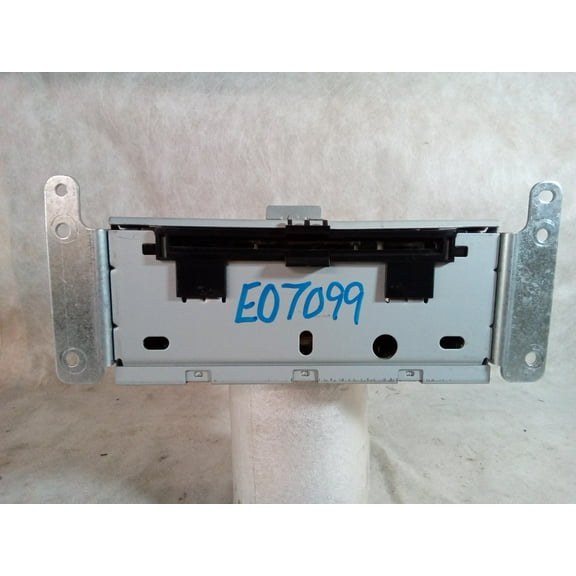 Pre-Owned 2017 Ford Expedition AM FM CD MP3 Receiver FL1T19C107CF OEM LKQ - Verify Specific Vehicle Fitment In Description - (Good)