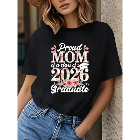 Retro Floral Proud Mom Class of 2026 Graduate T-Shirt Cute Motherhood Graphic Tee Women Graduation Party Outfit