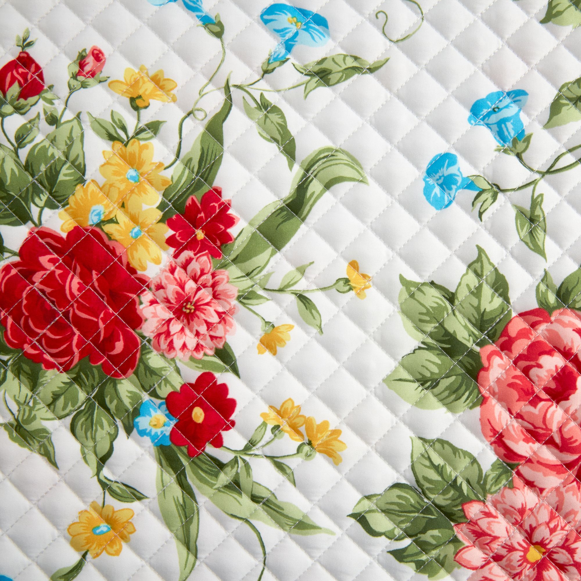 The Pioneer Woman Sweet Rose Quilted Runner, Multicolor, 14"W x 72"L