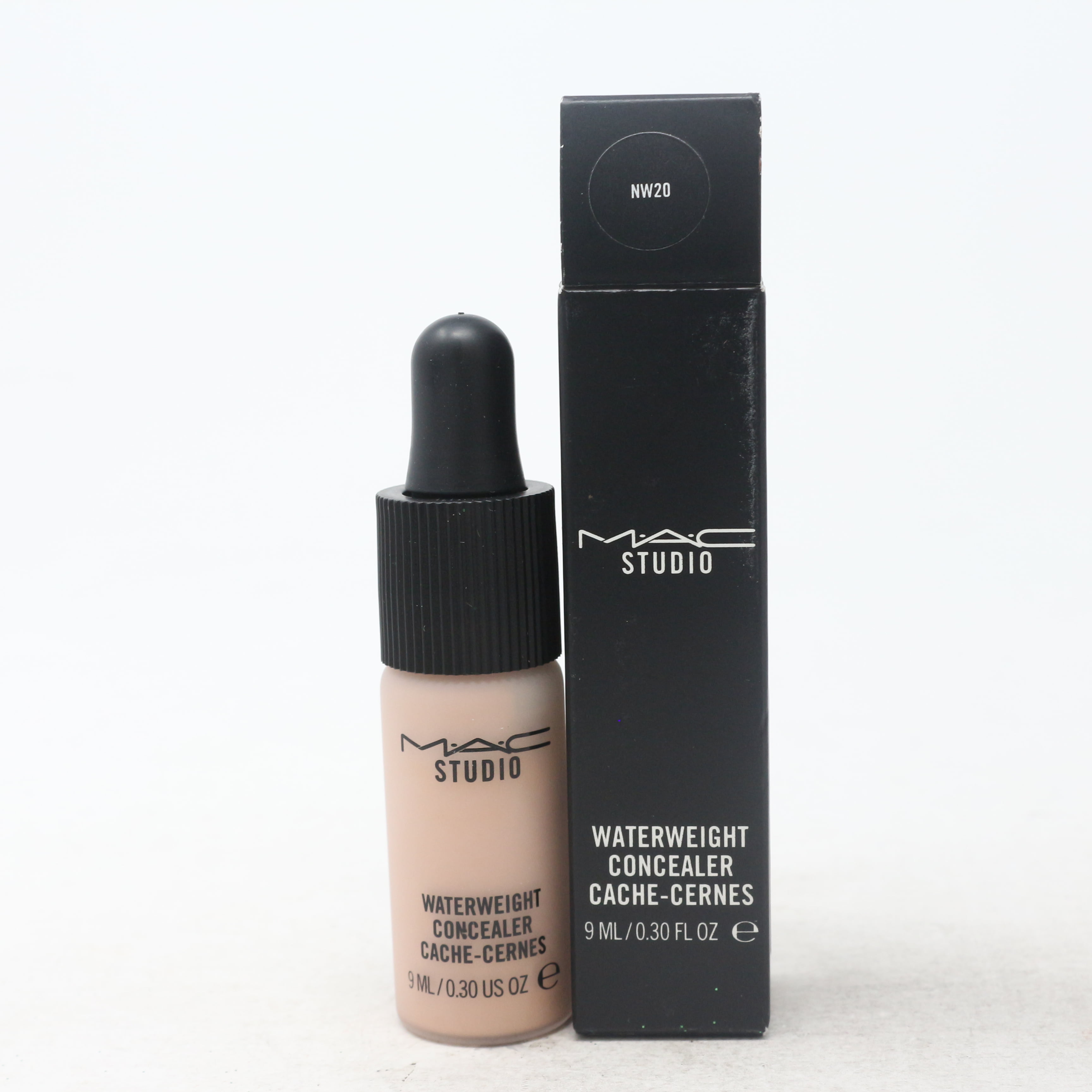 Mac Waterweight Concealer NW20 0.30oz/9ml New With Box -