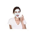 thumbnail image 3 of Mascarilla de arcilla Neutrogena Skin Detox Purificante 2 en 1 150 ml, 3 of 4