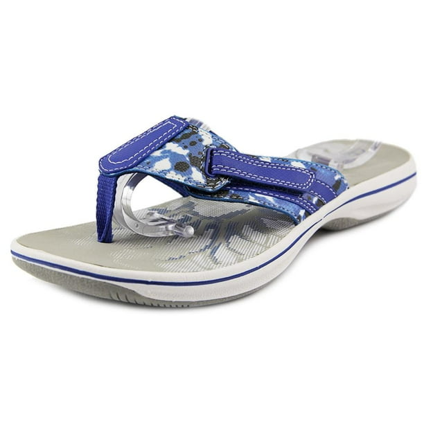 clarks flip flop sandals