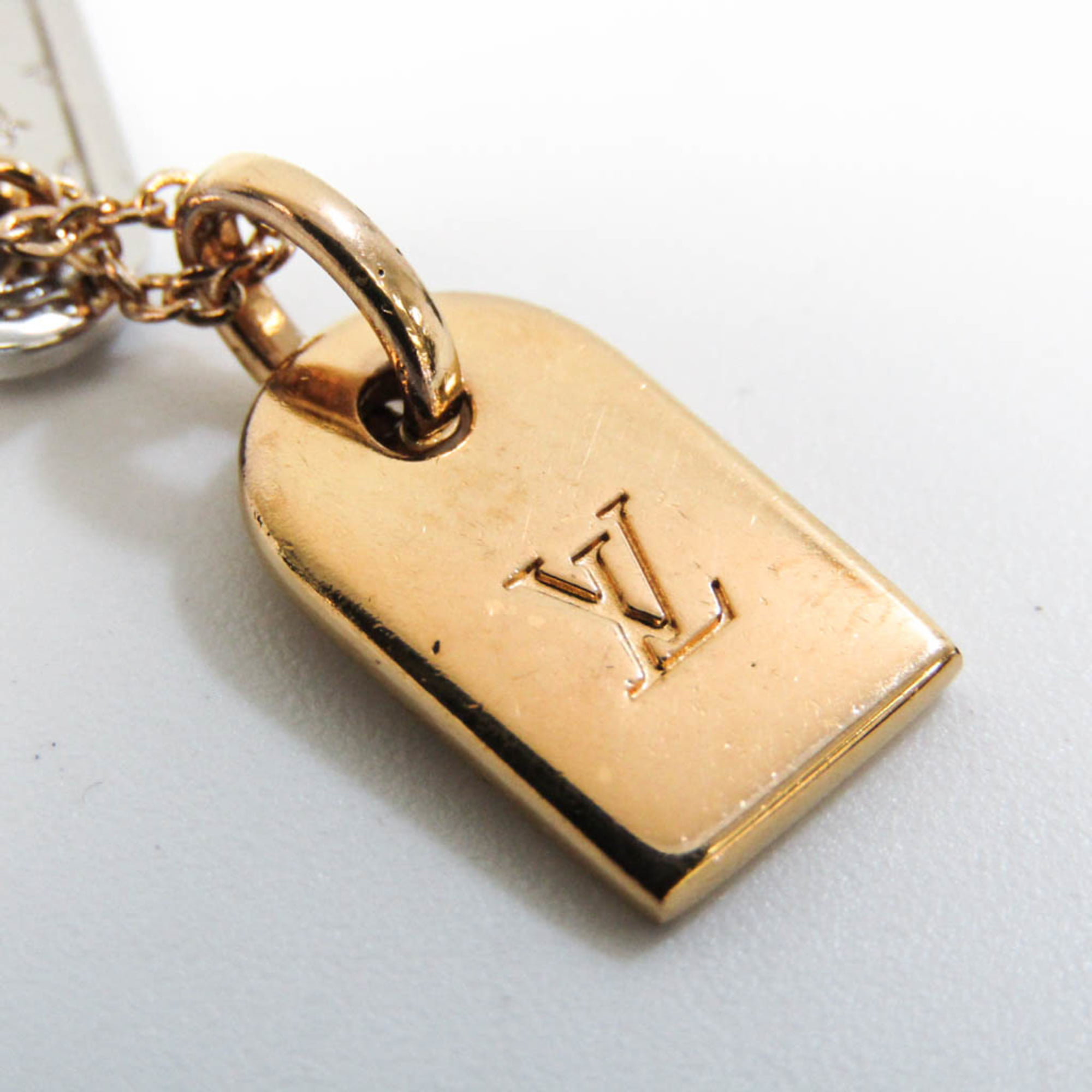 Louis Vuitton Precious Nanogram Necklace Golden Metal ref.677109