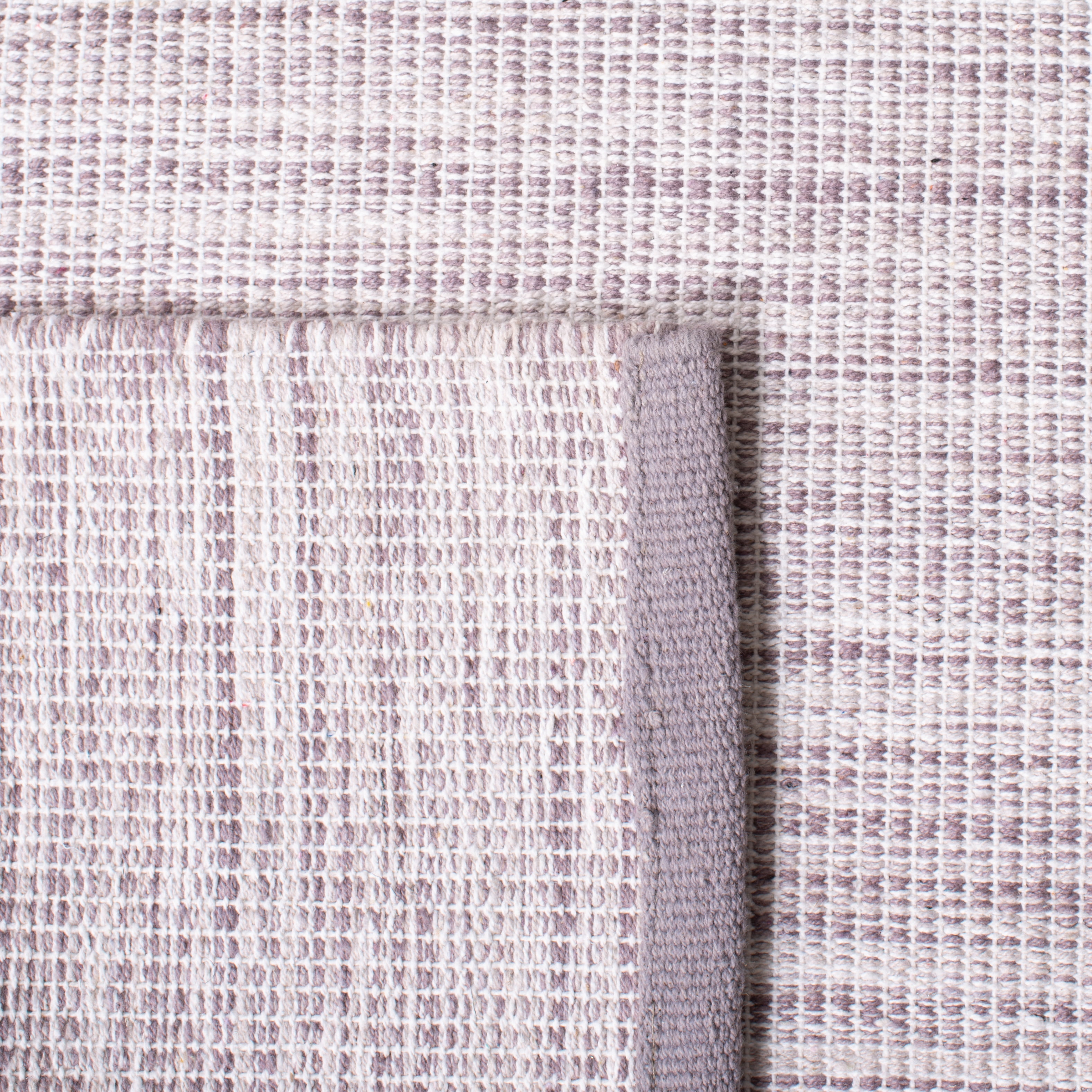 SAFAVIEH Montauk Bernadine Solid Braided Cotton Runner Rug, Silver, 2'3" x 8'