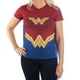 T-Shirt - DC Comics - Wonder Women w/Cape Costume Tee Juniors Petit – image 1 sur 3