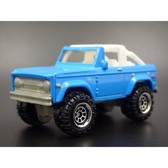 Open Box 1972 72 FORD BRONCO 4X4 OFF ROAD w HITCH BLUE 1:64 SCALE DIECAST MODEL CAR