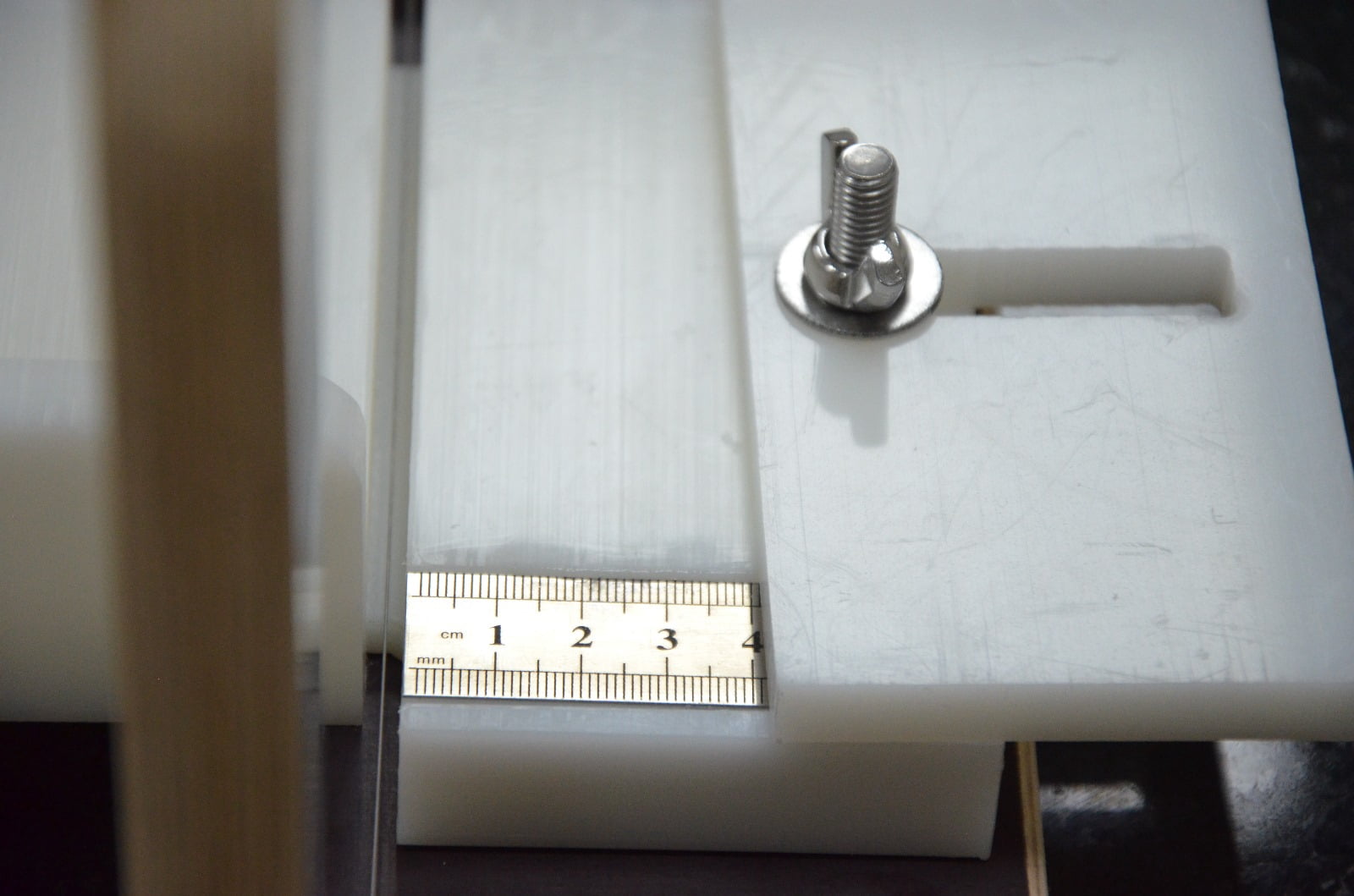Adjustable Single Wire Soap Cutter | with Ruler| Polyethylene-Surface | Surface-Adjustable | Up to 5cm=2'' Cuts | Brown