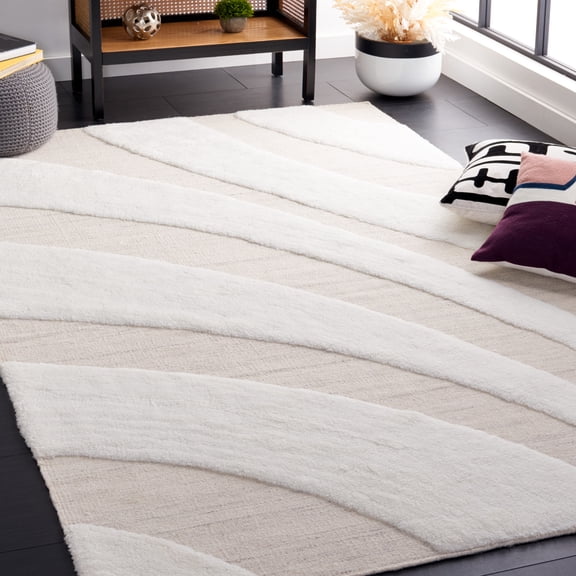 Safavieh Manhattan Alvine Wavy Striped Area Rug, Ivory/Beige, 5' x 8'
